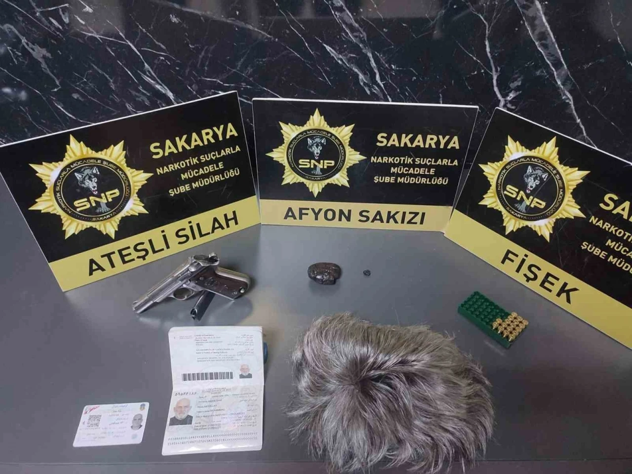 Sahte kimlik ve peruklu kaçış planı, Sakarya’da son buldu
