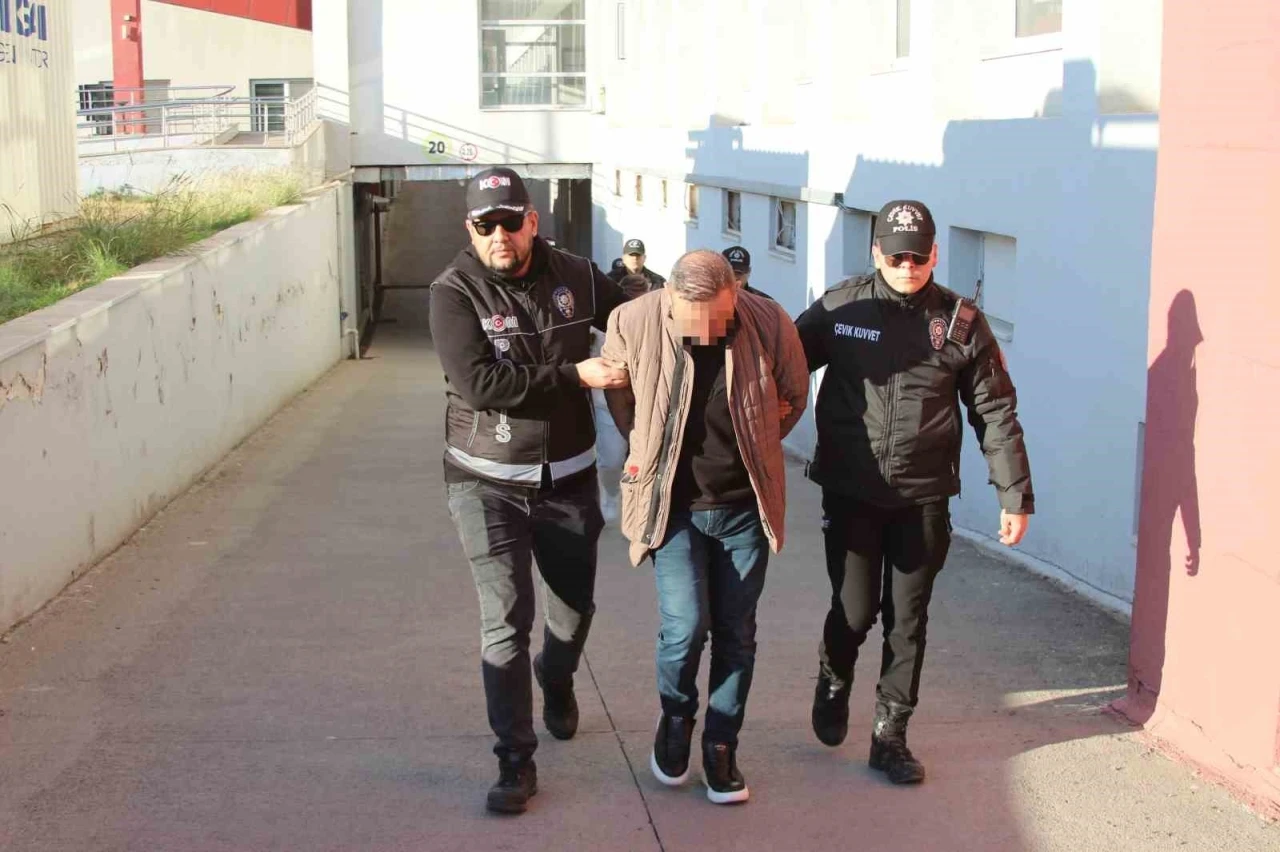Sahte konkordato oyunu &ccedil;&ouml;kt&uuml;, 8 kilo altın sevgiliden &ccedil;ıktı: 15 tutuklama
