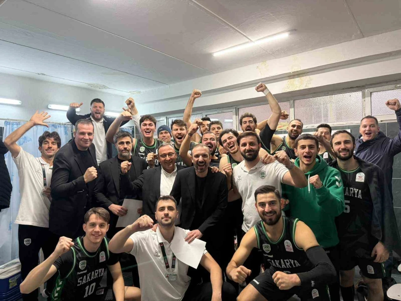 Sakarya B&uuml;y&uuml;kşehir Belediyesi Teşvikiye&rsquo;yi 75-70 mağlup etti
