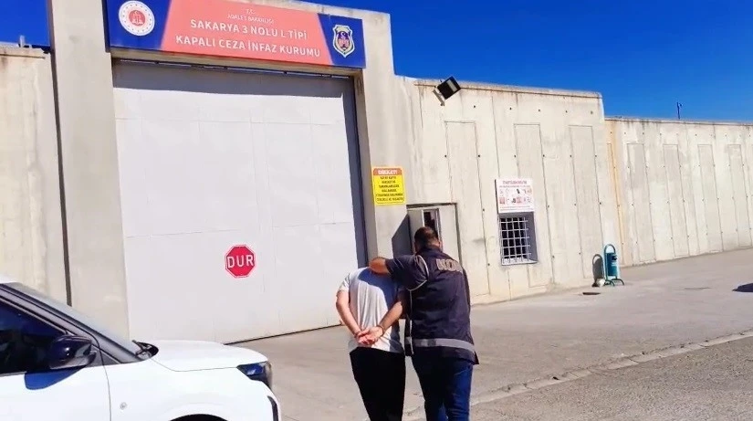 Sakarya&rsquo;da 1 milyon 681 bin liralık vurguna karışan su&ccedil; &ouml;rg&uuml;t&uuml; &uuml;yesi tutuklandı
