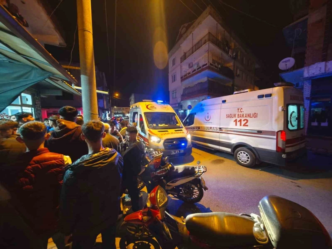 Sakarya’da 16 yaşındaki çocuklar arasında bıçaklı kavga: Biri yoğun bakımda, biri cezaevinde
