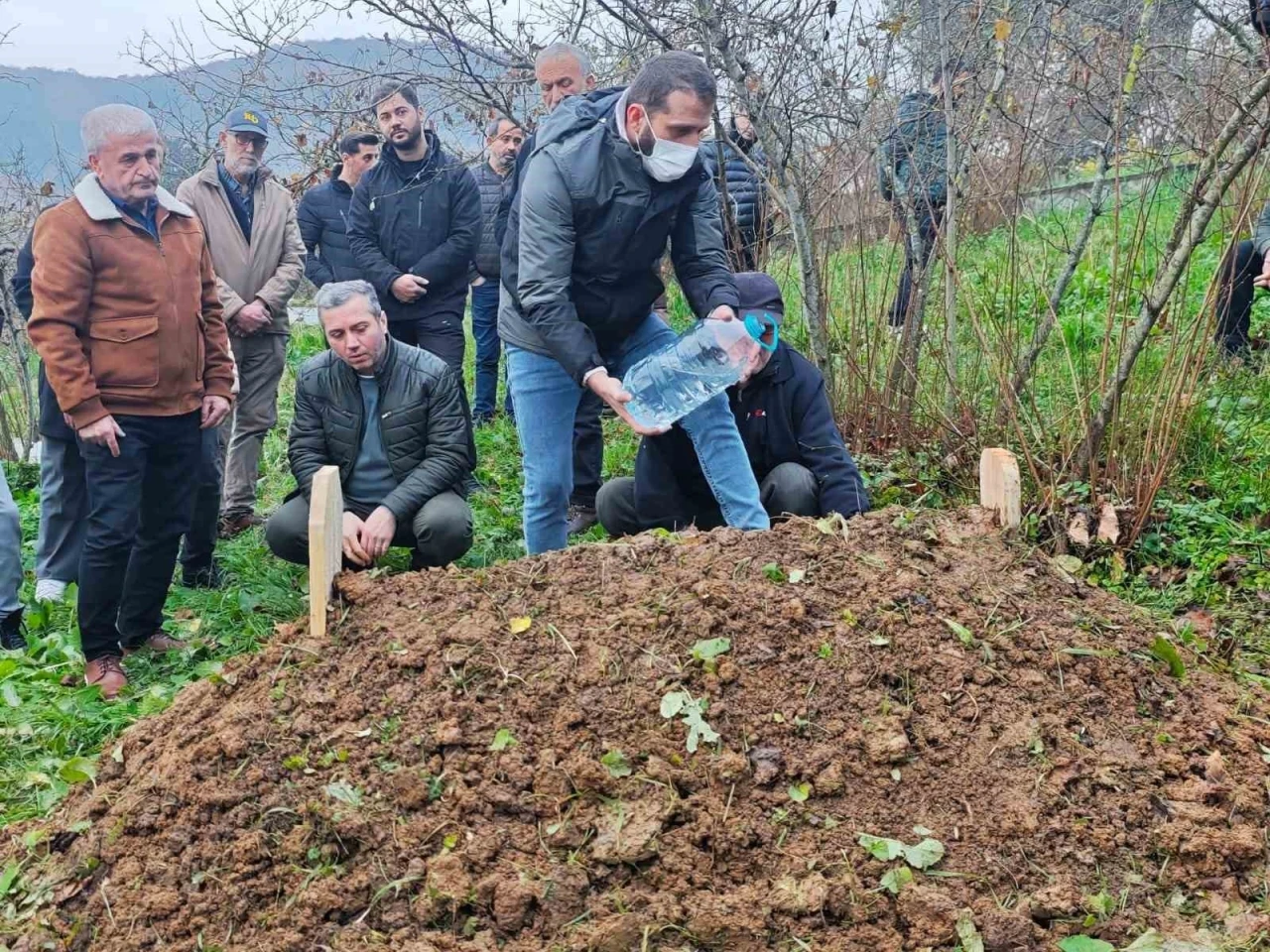Sakarya&rsquo;da 8 yaşındaki &ccedil;ocuk menenjit y&uuml;z&uuml;nden vefat etti
