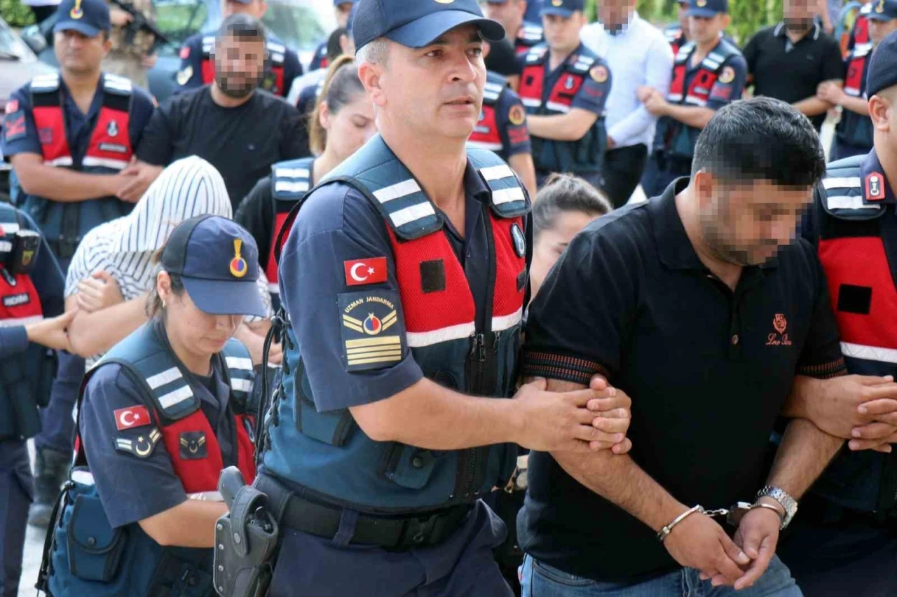 Sakarya’da araç dolandırıcılığı operasyonunda 6 tutuklama
