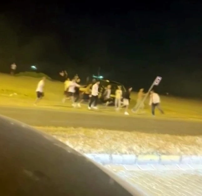 Sakarya’da ‘yan baktın’ kavgası kanlı bitti: Polis yaralandı, 3 tutuklama
