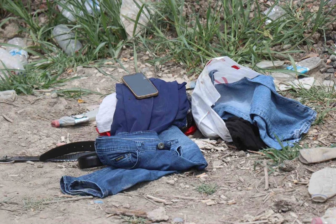 Sakarya Nehri’ne düştüğü iddia edilen 22 yaşındaki genç aranıyor
