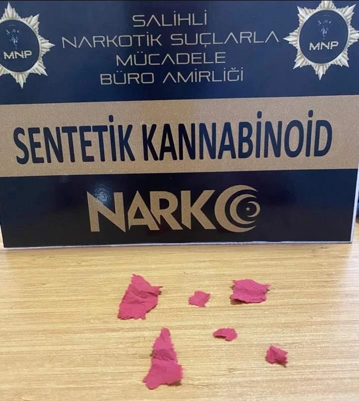 Salihli’de zehir tacirine darbe
