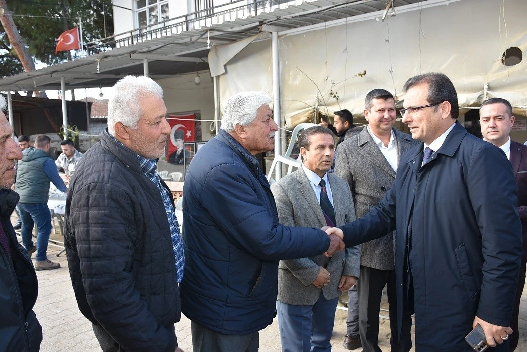 Salihli Kaymakamı Güldoğan, üç mahallede sorunları yerinde dinledi
