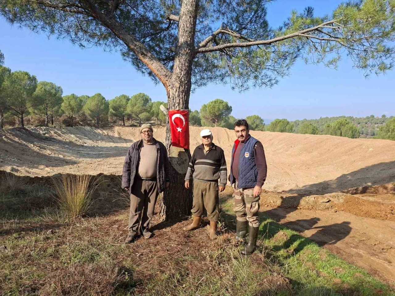 Salihli Kurttutan&rsquo;da hayvanlar ve yangın i&ccedil;in HİS g&ouml;leti
