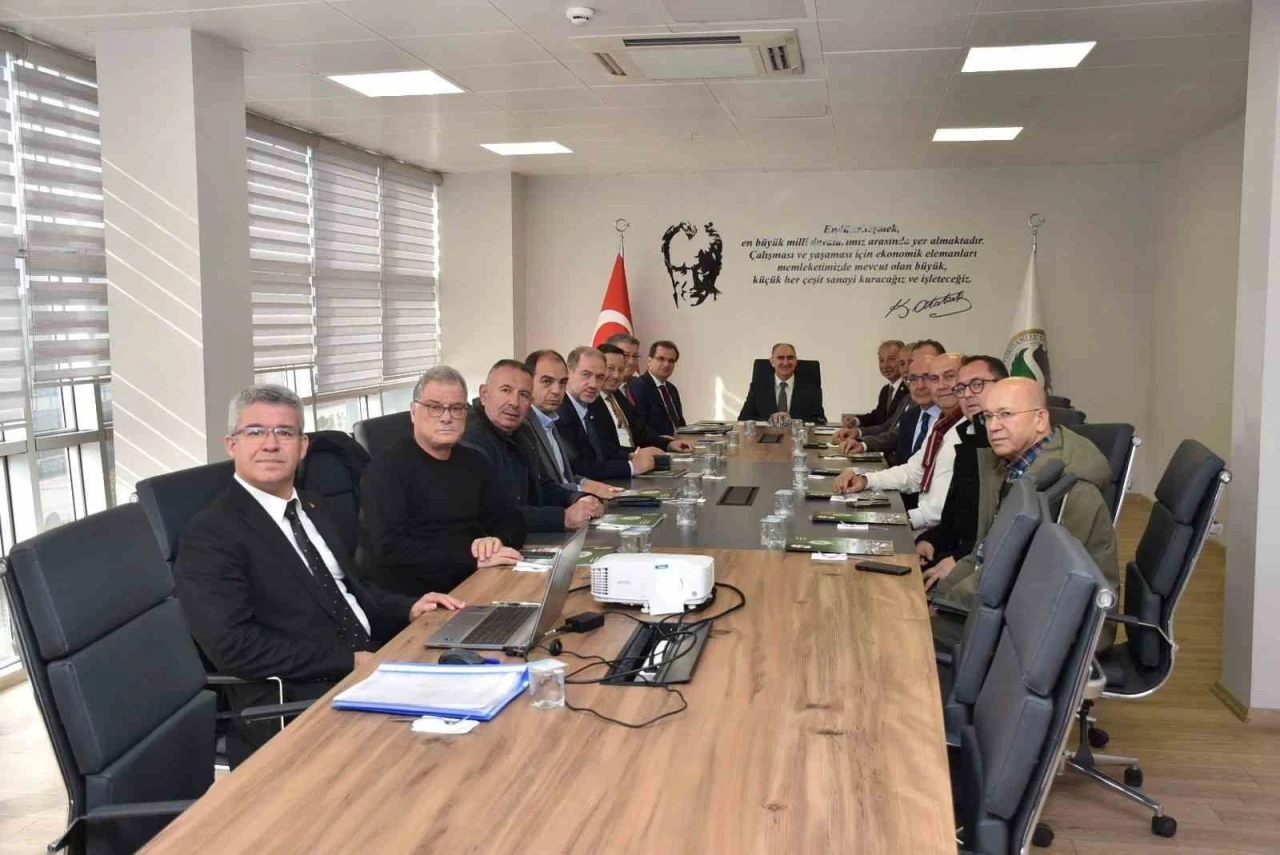 Salihli OSB&rsquo;de yılın son toplantısı yapıldı
