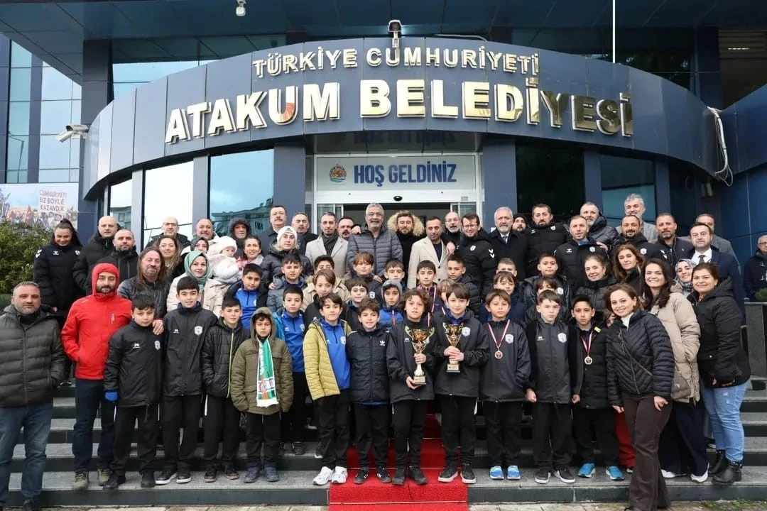 Şampiyonluk kupası Atakum&rsquo;da
