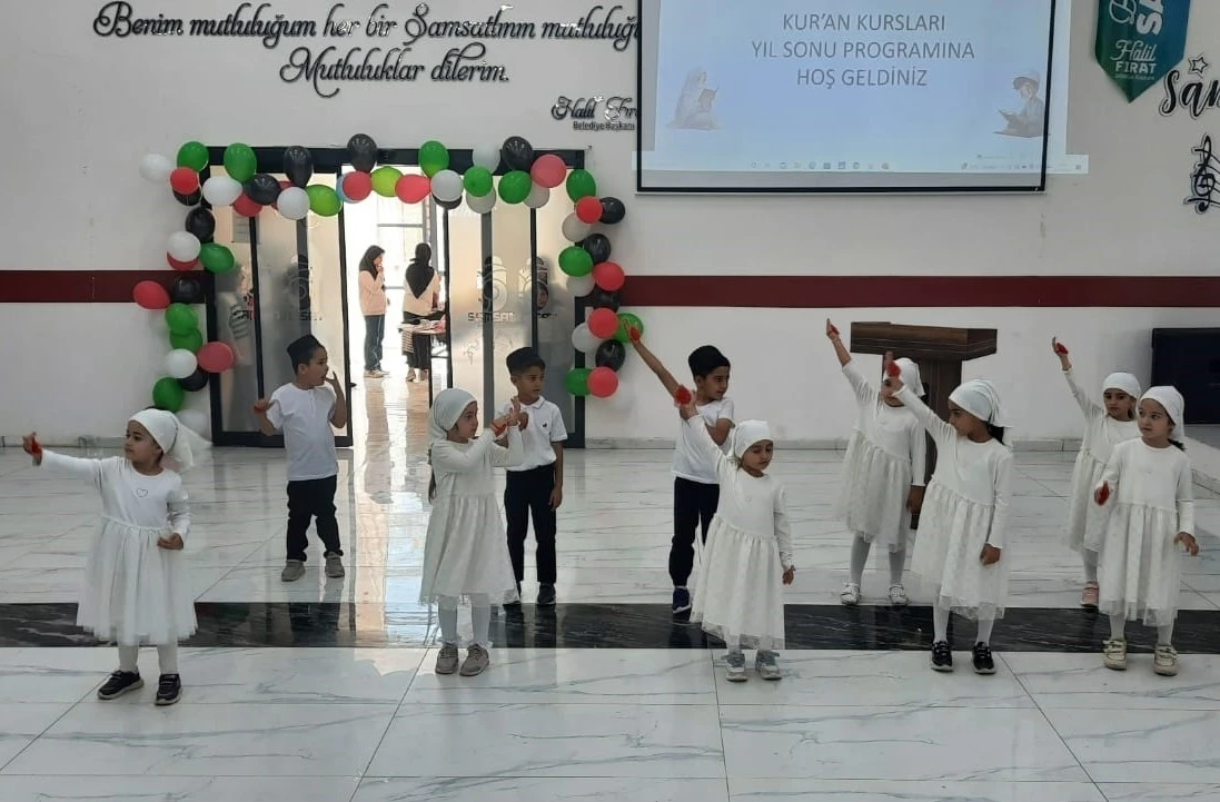 Samsat’ta Kur’an Kursu öğrencileri yılsonu programı düzenledi
