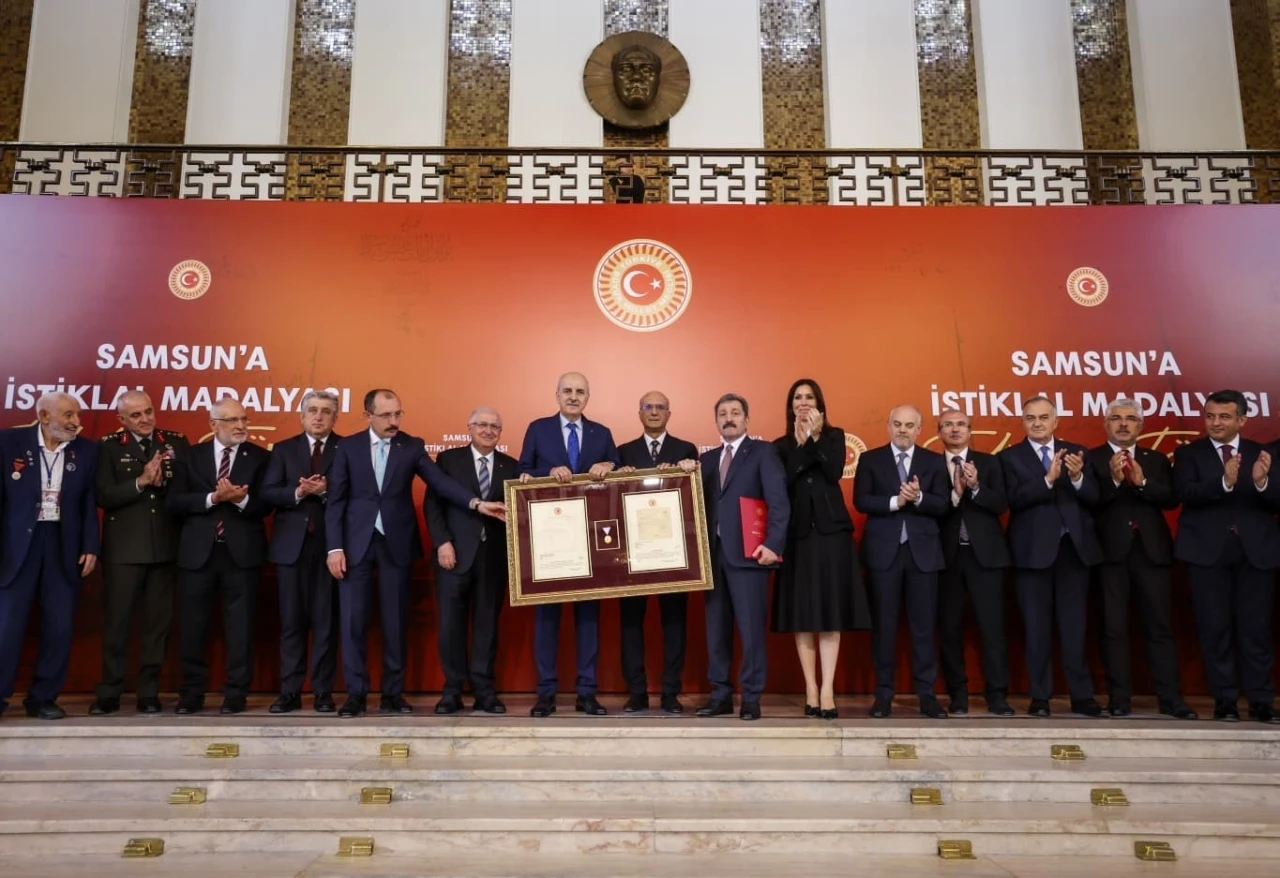 Samsun’a &quot;İstiklal Madalyası Beratı&quot; takdim edildi
