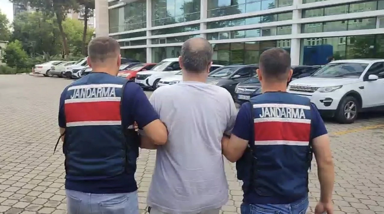 Samsun&rsquo;da 52 yıl hapisle aranan firari yakalandı
