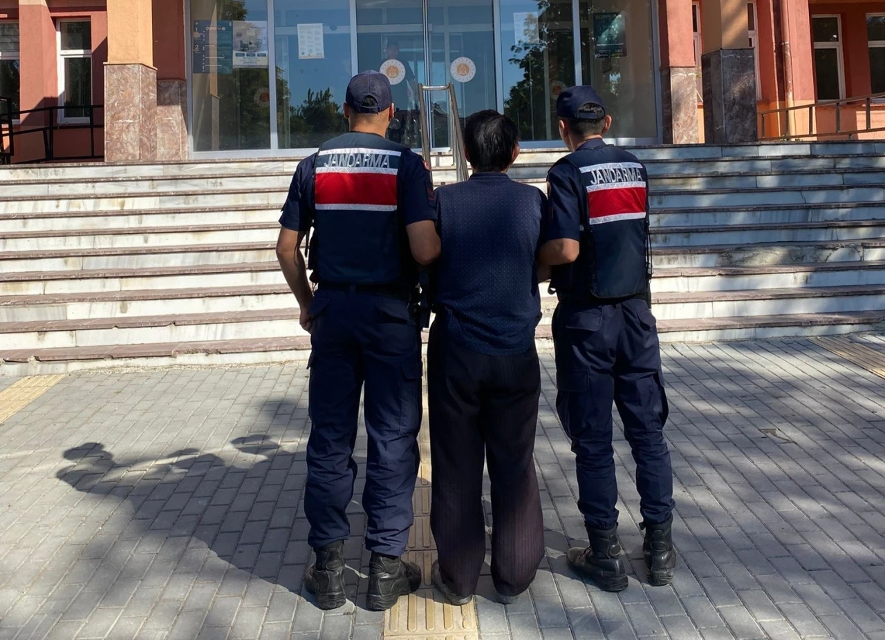 Samsun’da 9 yıl 7 ay hapis cezası ile aranan şahıs jandarma tarafından yakalandı
