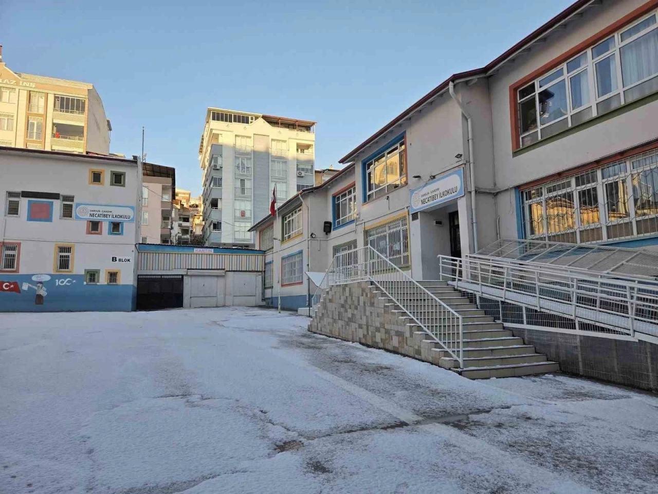 Samsun&rsquo;da eğitime 1 g&uuml;n ara verildi
