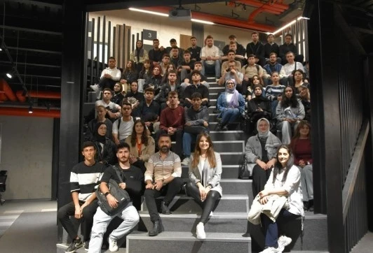 Samsun&rsquo;da gen&ccedil;ler teknolojiyle iş hayatına hazırlanıyor
