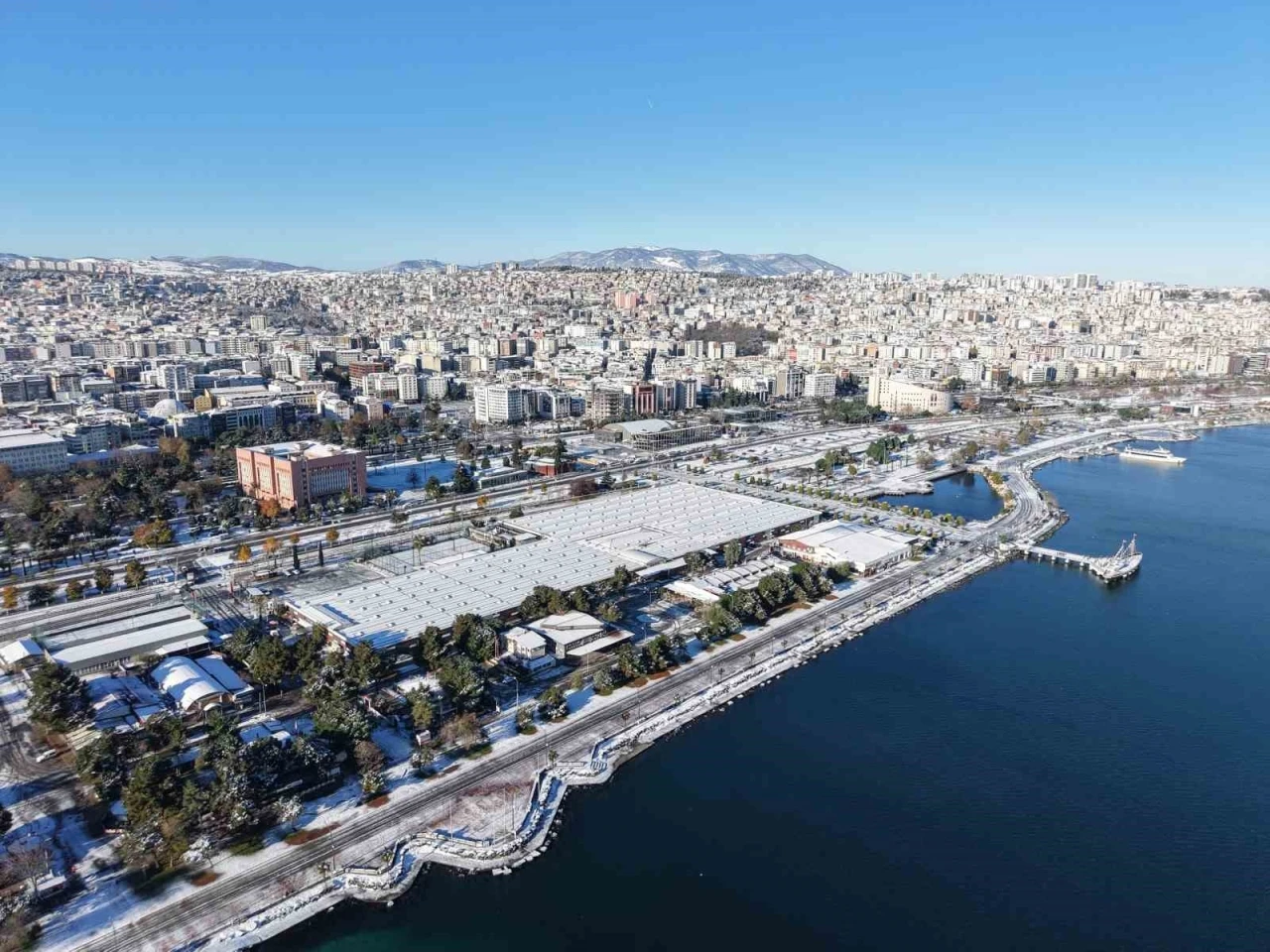 Samsun&rsquo;da kar manzaraları havadan g&ouml;r&uuml;nt&uuml;lendi
