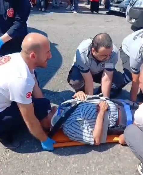 Samsun’da otomobilin çarptığı yaşlı adam yaralandı
