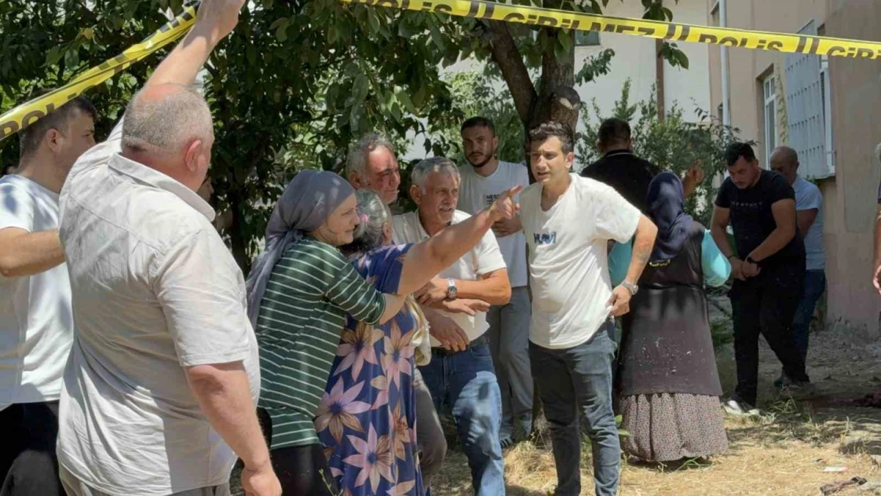 Samsun&rsquo;da pencereden d&uuml;şen 16 yaşındaki &ccedil;ocuk hayatını kaybetti
