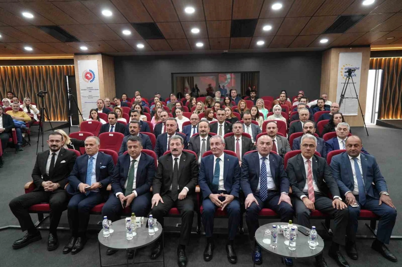 Samsun’da &quot;Cumhuriyet’i Kuran Şehirler Buluşması&quot;
