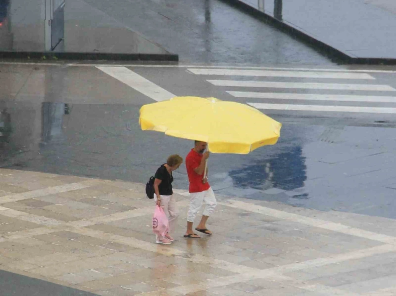 Samsun&rsquo;da sağanak yağış manzaraları
