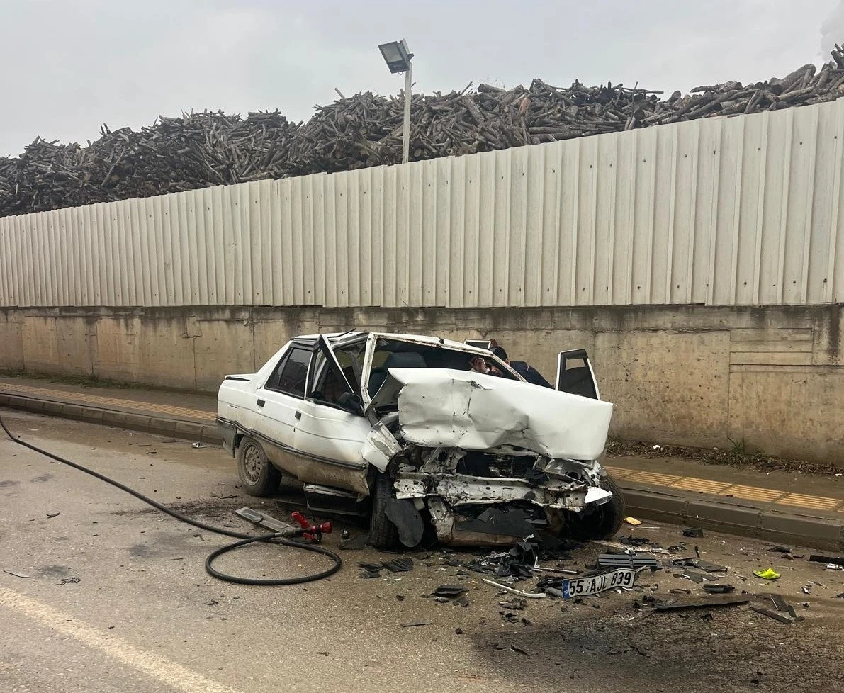 Samsun&rsquo;da zincirleme kaza: 3 yaralı
