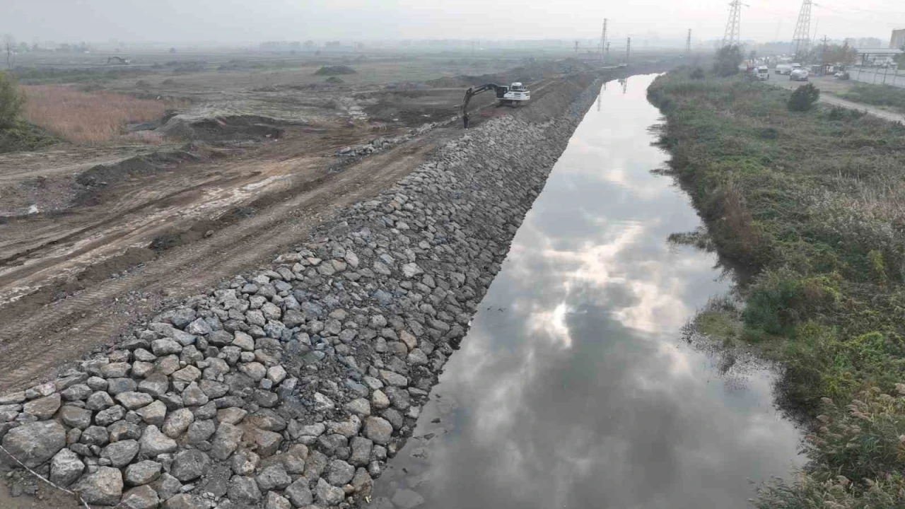 Samsun yeni OSB’de ıslah ve drenaj çalışmaları sürüyor
