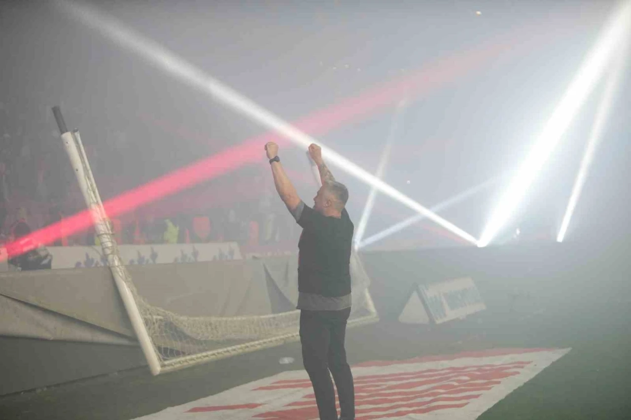 Samsunspor’dan coşkulu Avrupa kutlaması
