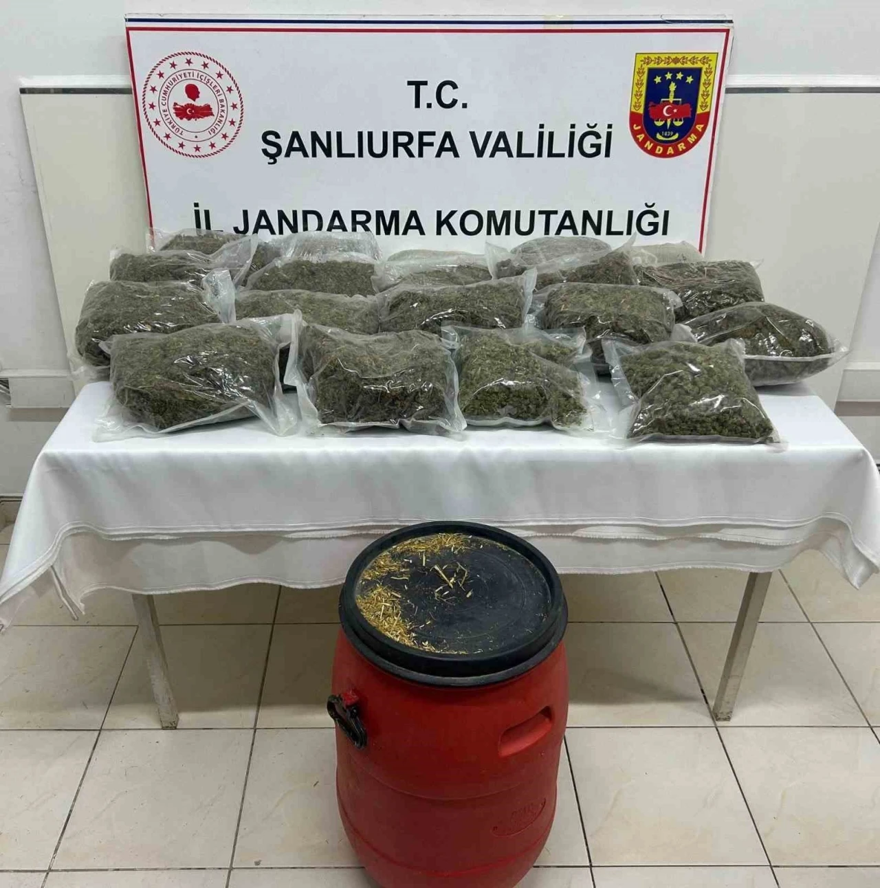 Şanlıurfa&rsquo;da 21 kilo uyuşturucu madde ele ge&ccedil;irildi
