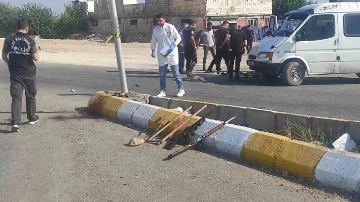 Şanlıurfa&rsquo;da boşanma kavgası kanlı bitti: 1 &ouml;l&uuml;, 12 yaralı
