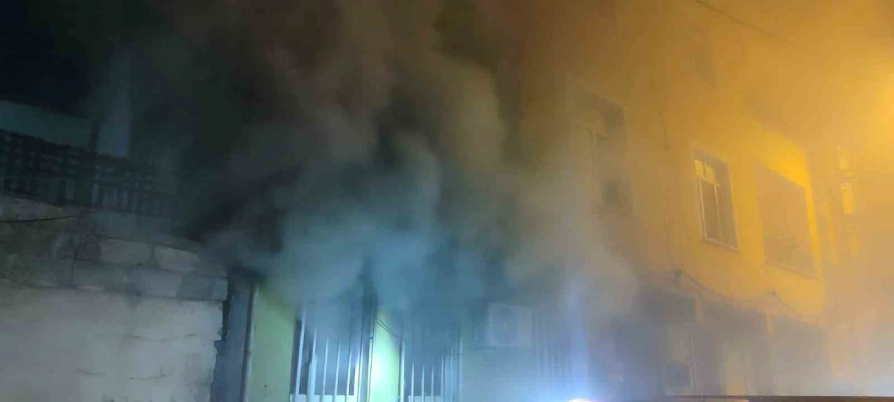 Şanlıurfa’da korkutan yangın: 3 kişi hastanelik oldu
