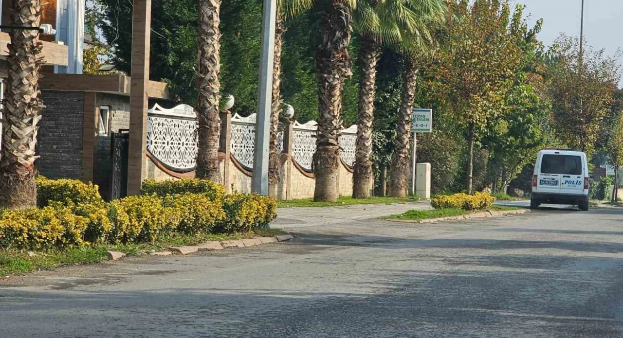 Sapanca’da villada gizemli ölüm: 2 Filistinli hayatını kaybetti
