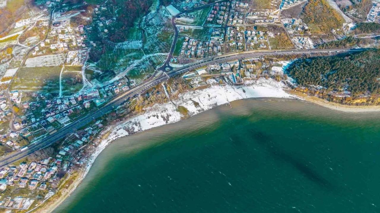 Sapanca G&ouml;l&uuml;&rsquo;nde sevindirici artış: Seviye 8 santimetre y&uuml;kseldi
