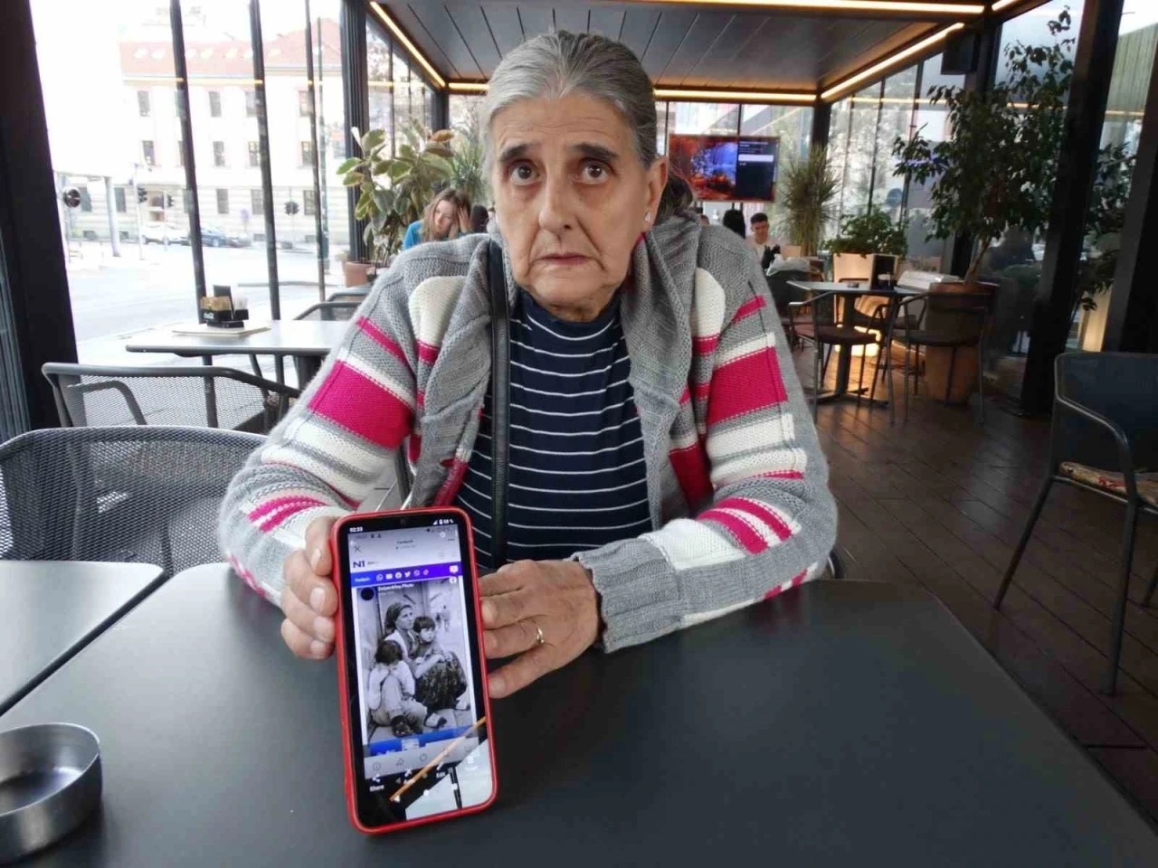 Saraybosnalı anne, &quot;insan turizmi avı&quot; amacıyla keskin nişancılık yapan yabancılara tepki gösterdi: &quot;Gün yüzü görmesinler&quot;
