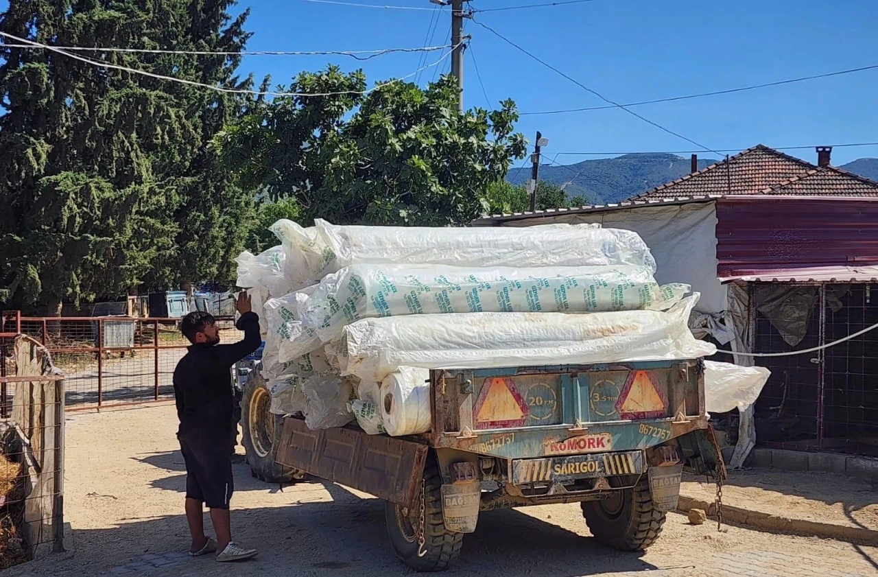 Sarıgöl Ovası’nda örtü seferberliği
