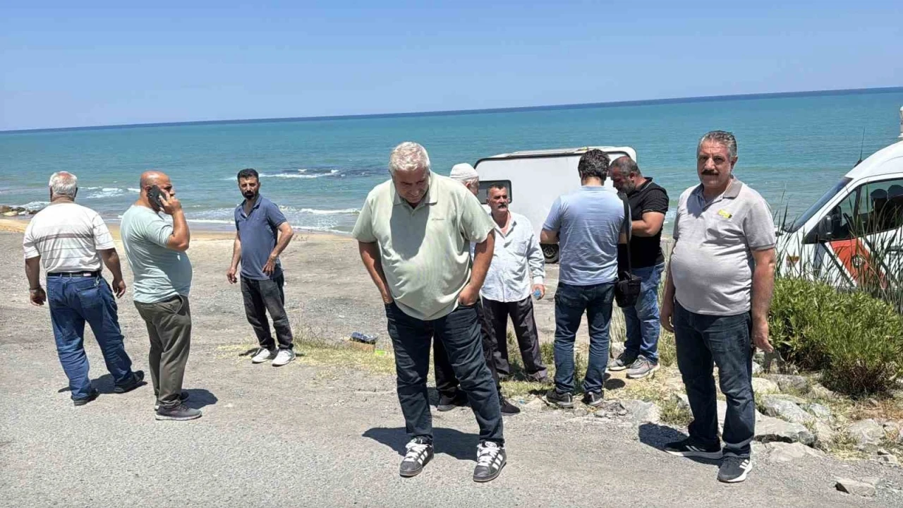 Sarıyer’de denize giren 2 genci arama çalışmaları sürüyor

