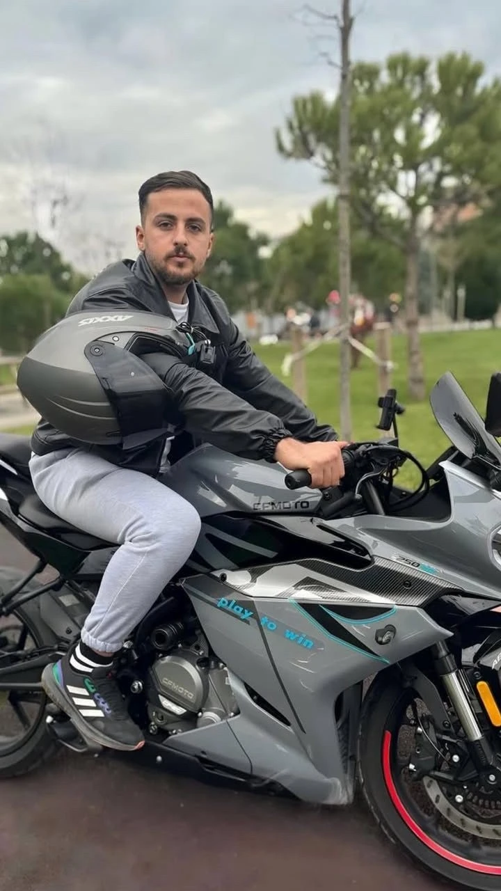 Sarıyer&rsquo;de motosikletiyle denize d&uuml;şen adam hayatını kaybetti
