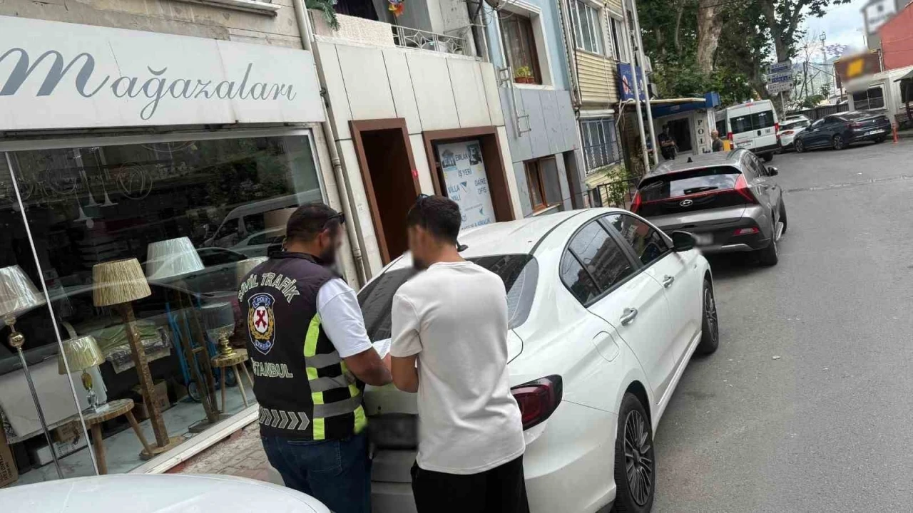 Sarıyer’de tek teker yolculuk yapan motosikletli kamerada: 40 bin 378 TL para cezası
