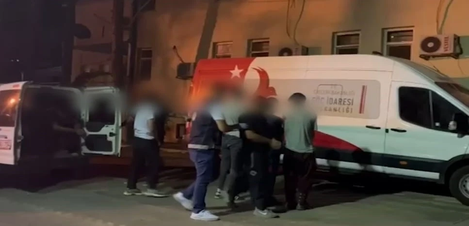 Sason’da 7 düzensiz göçmen ve organizatör yakalandı
