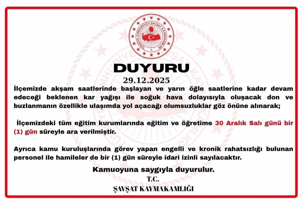 Şavşat&rsquo;ta kar yağışı nedeniyle eğitime 1 g&uuml;n ara verildi
