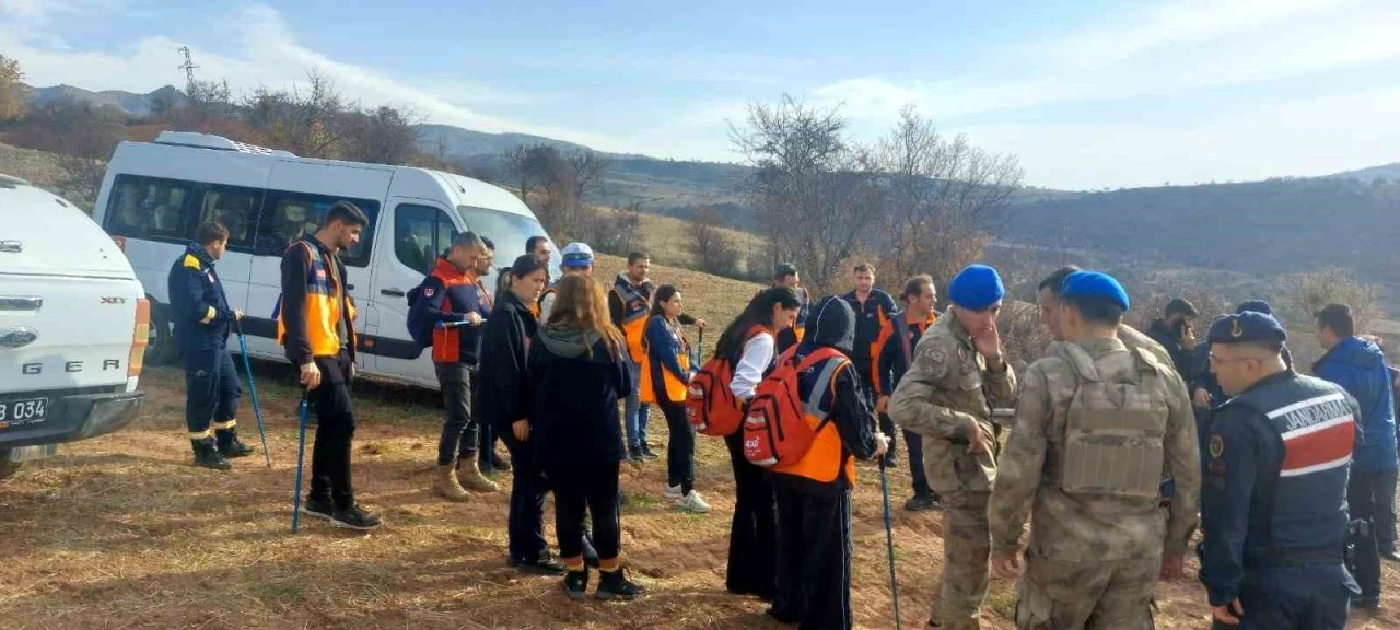 Şebinkarahisar’da kayıp genç için arama çalışması başlatıldı
