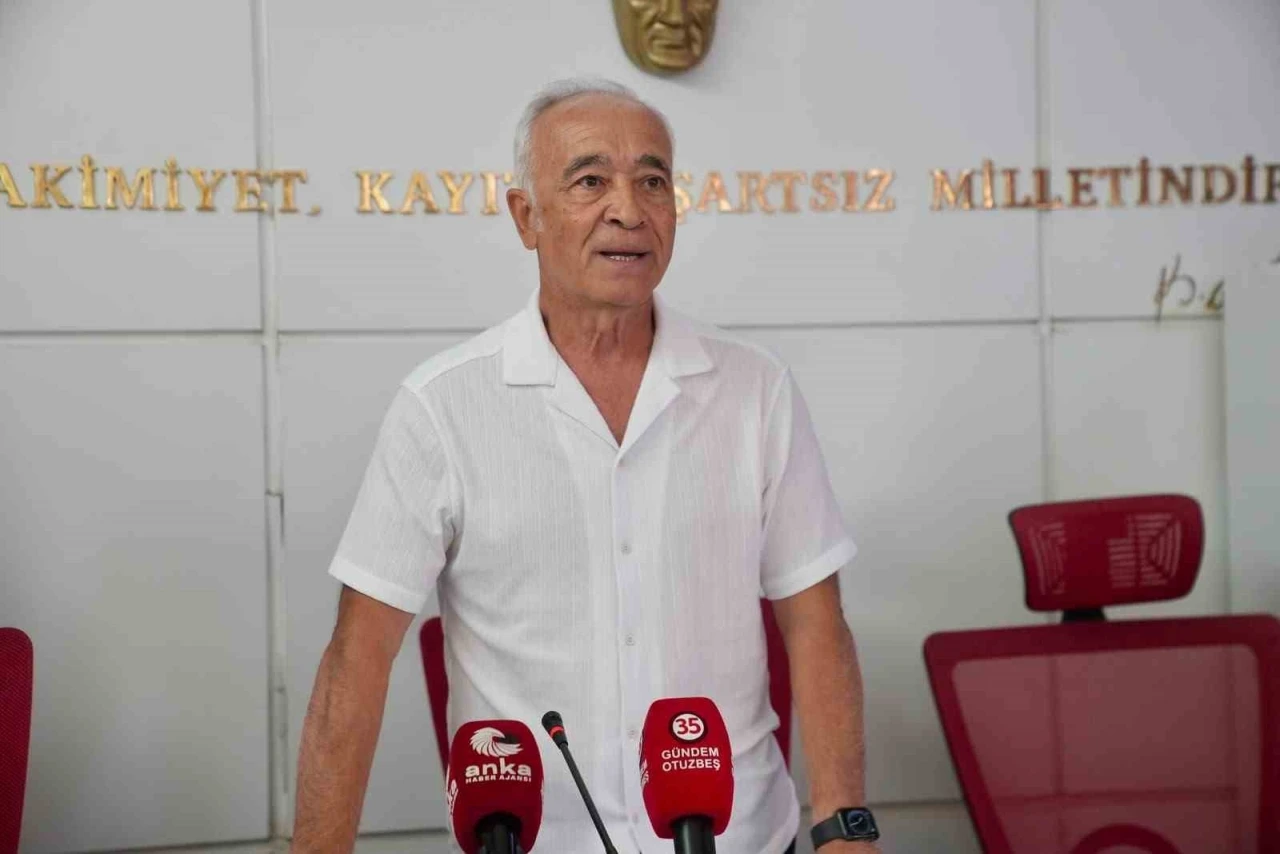 Seferihisar Belediye Başkan Vekili, Fuat G&uuml;m&uuml;ş oldu
