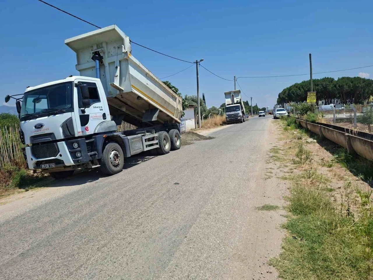 Şehir Hastanesi bağlantı yollarında &ccedil;alışmalar s&uuml;r&uuml;yor
