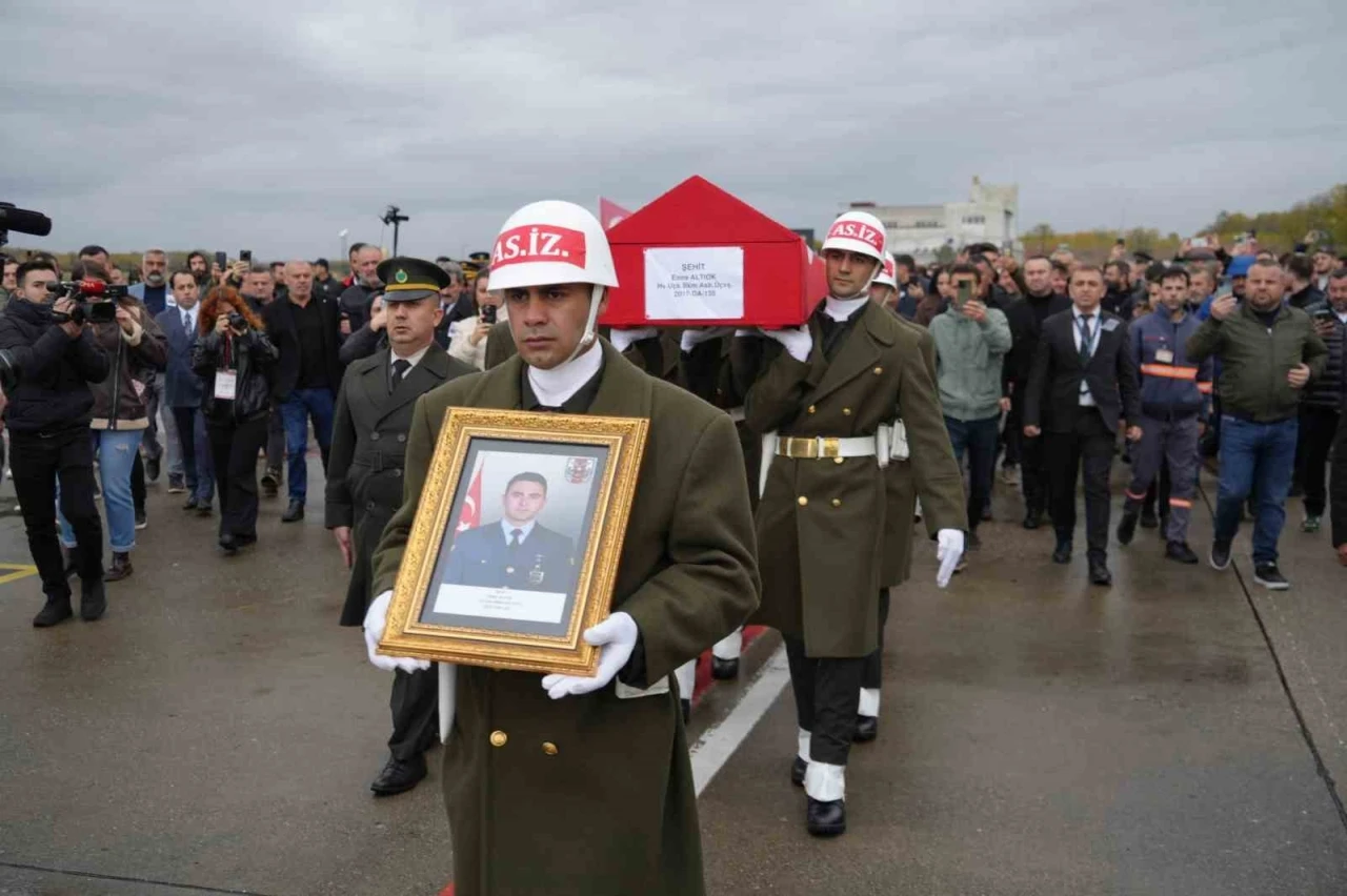 Şehit Altıok’un cenazesi Samsun’a getirildi
