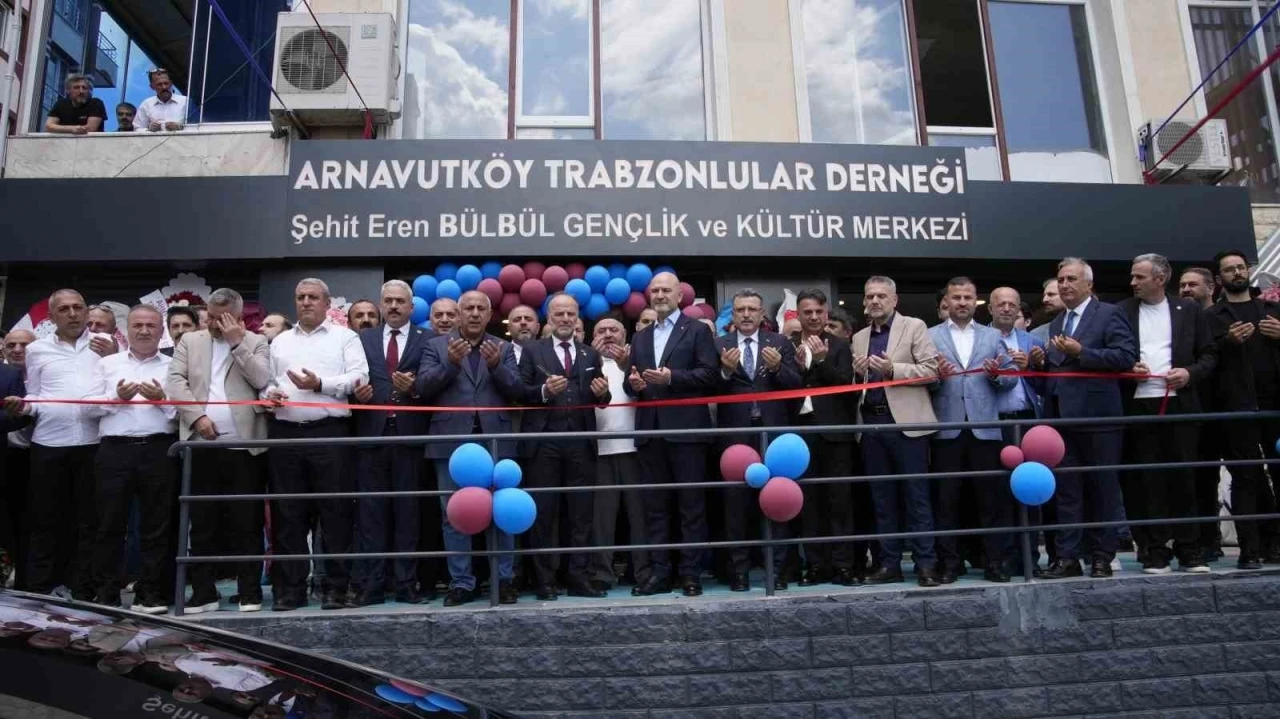 Şehit Eren B&uuml;lb&uuml;l&rsquo;&uuml;n adı Arnavutk&ouml;y&rsquo;de a&ccedil;ılan gen&ccedil;lik ve k&uuml;lt&uuml;r merkezinde yaşatılacak
