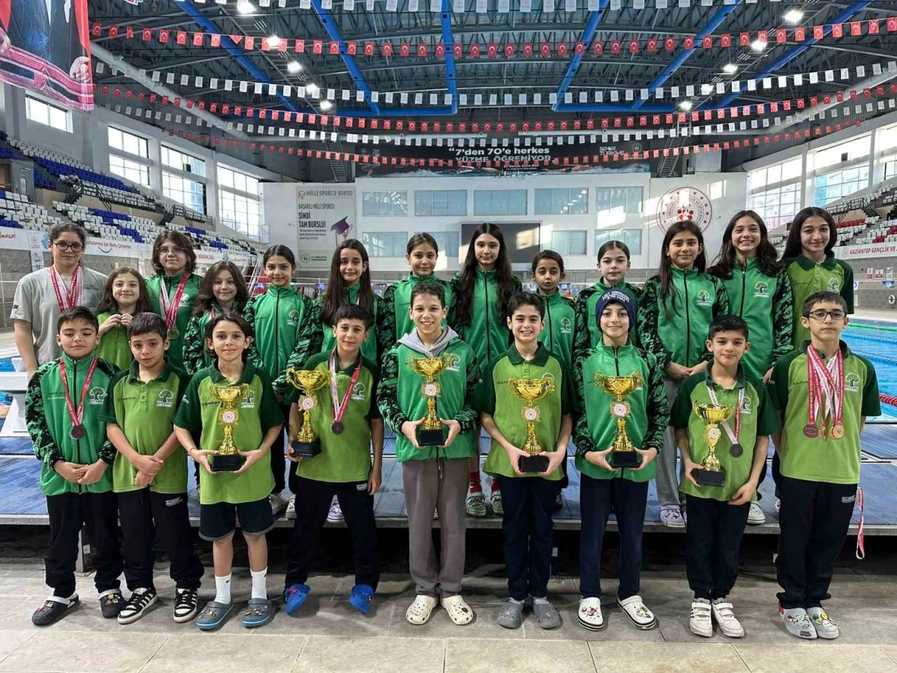 Şehitkamil Belediyesi sporcularından b&uuml;y&uuml;k başarı
