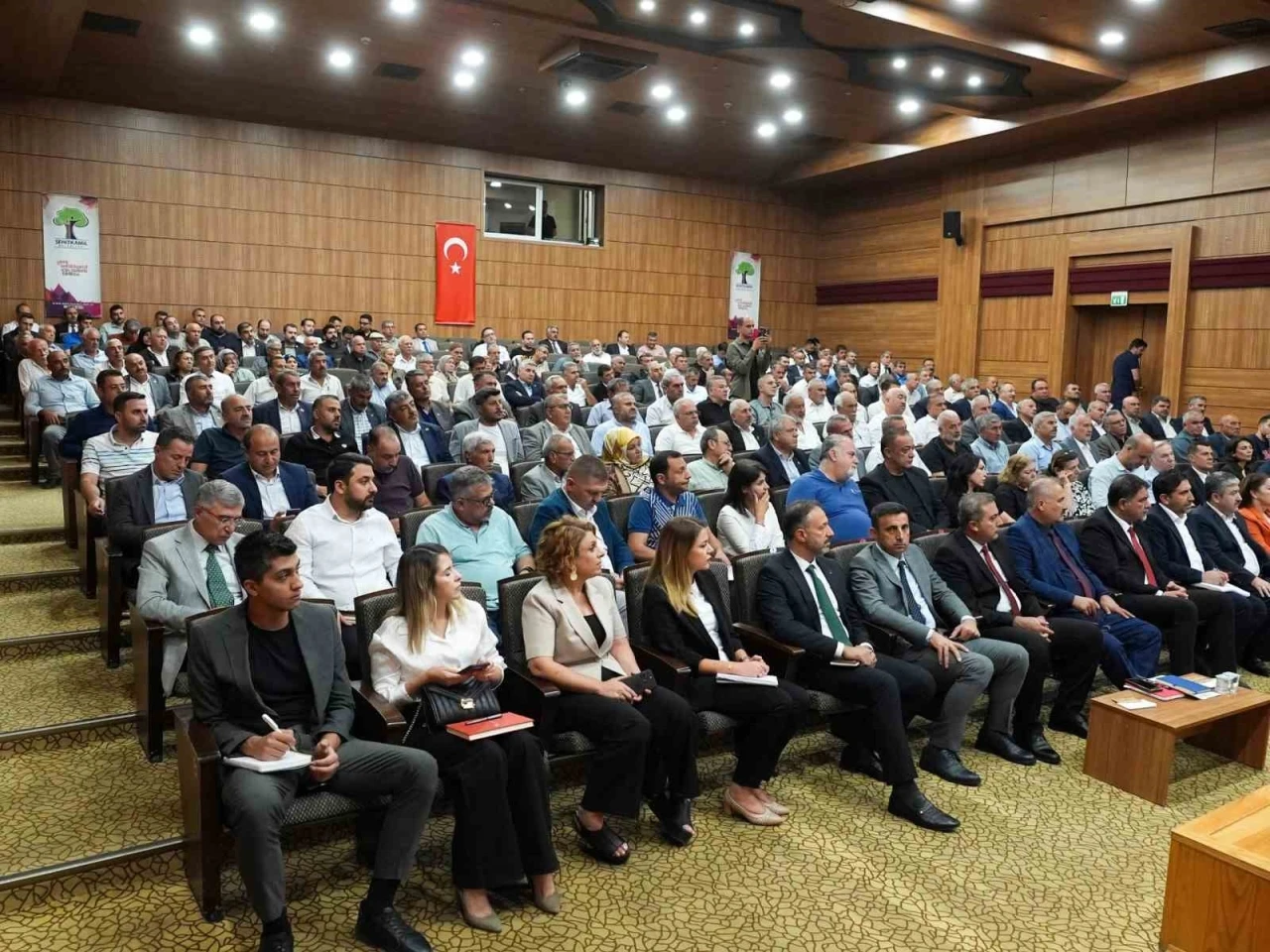 Şehitkamil Muhtarlar Toplantısı gerçekleşti
