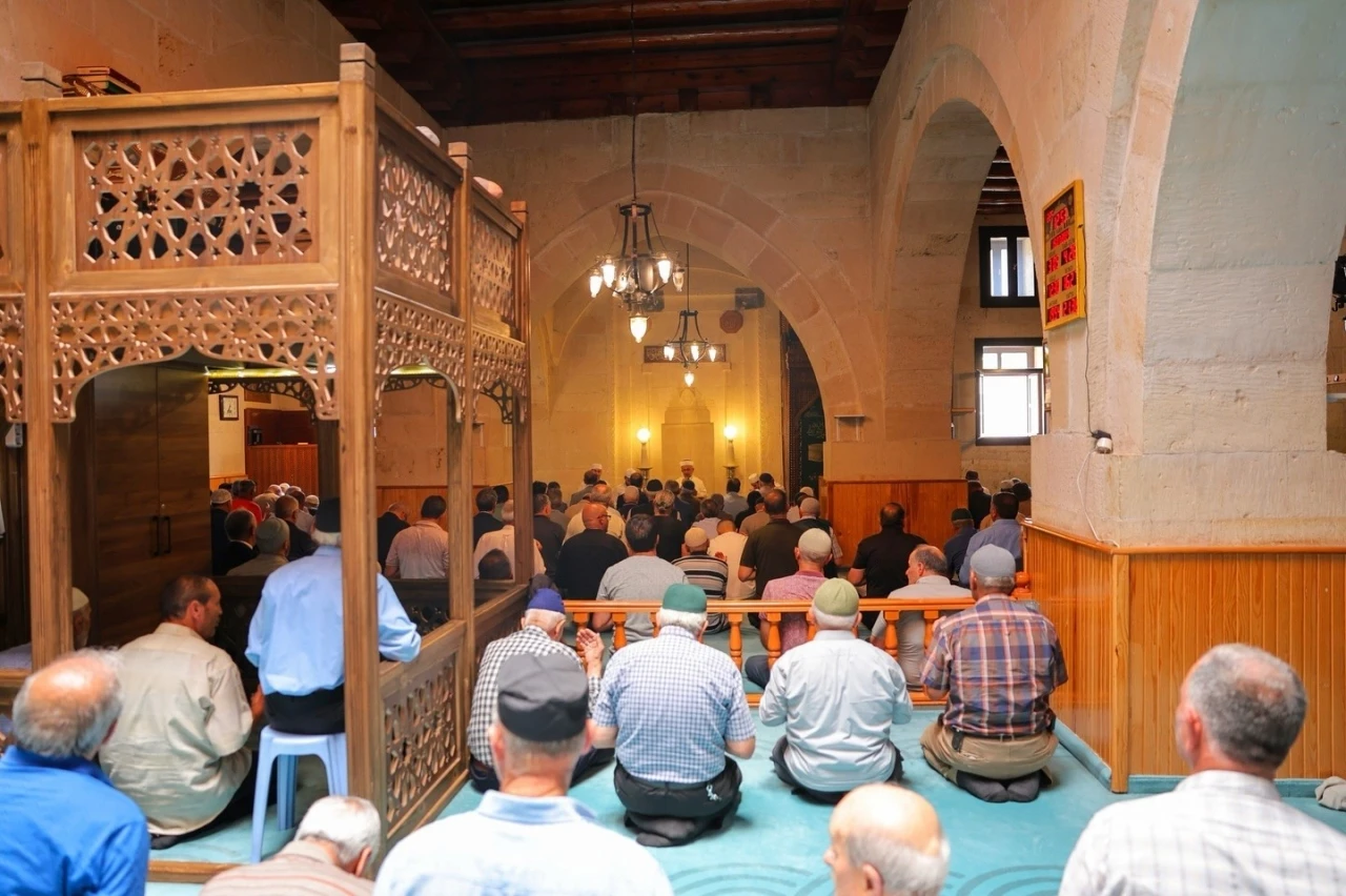Şehitler için Bayburt ulu Cami’de Kur’an tilaveti ve hatim duası yapıldı
