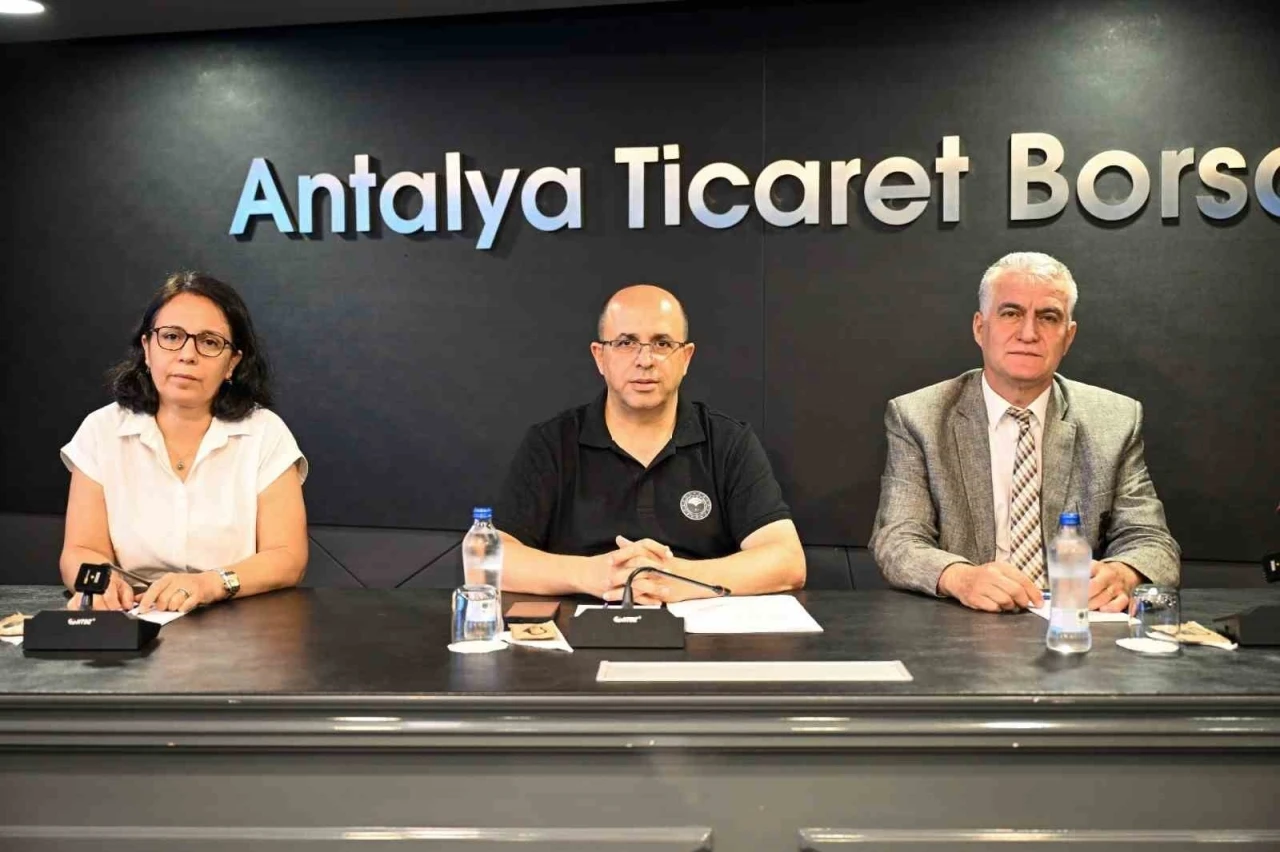 Sekt&ouml;r temsilcilerine B-Re&ccedil;ete sistemi anlatıldı
