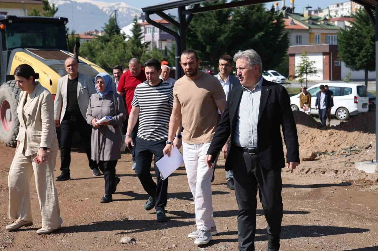 Sel&ccedil;uklu mahallesine &ccedil;ok fonksiyonlu yeni sosyal tesis
